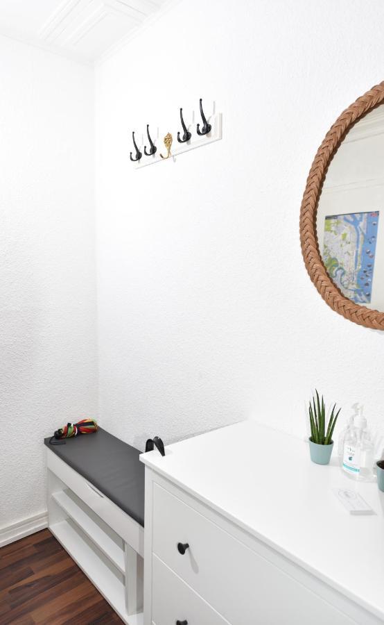 Koje Vier I Mit Parkplatz, Zentral Und Gemuetlich Apartment *